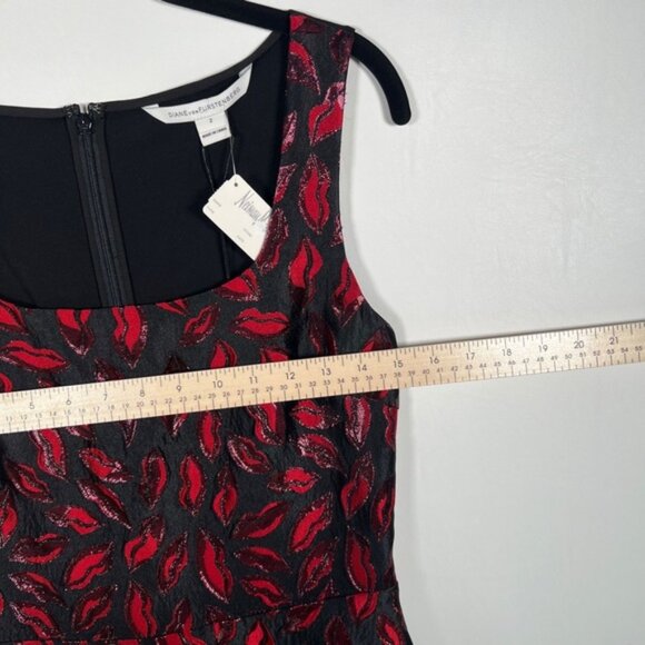 NWT DIANE VON FURSTENBERG Fit & Flare Jaquard Metallic Lip Print Mini Dress Sz 2 - Picture 9 of 16